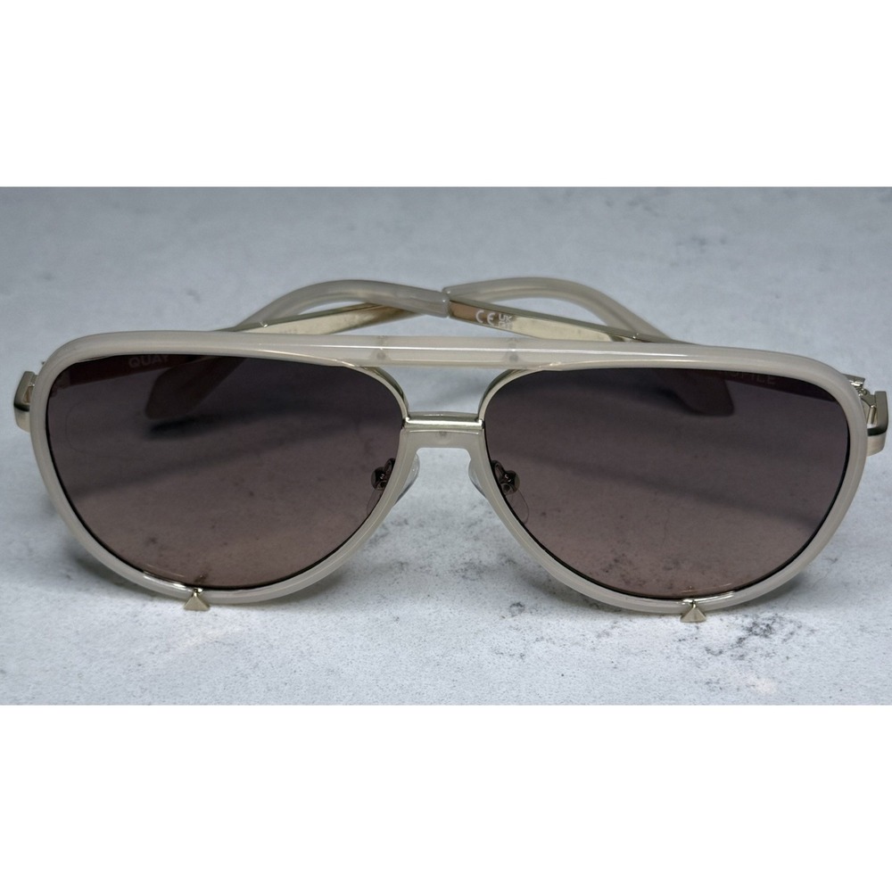Quay High Profile Sunglasses Aviator Cream Frame SMALL SCRATCHES LEFT LENS